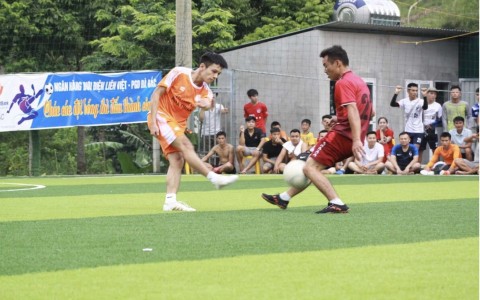 Cập nhật bảng xếp hạng bóng đá mới nhất cùng chuyên gia bóng đá phủi Nguyễn Đình Hiệp